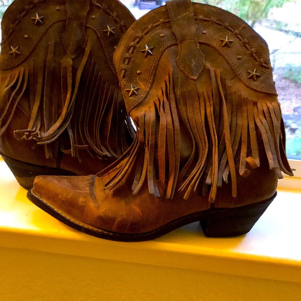 Women’s western boots